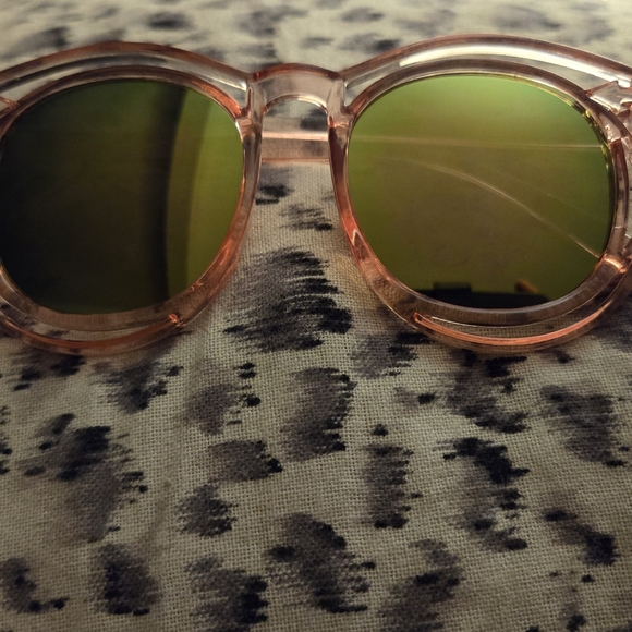 Kids sunglasses lot! 3 pairs! For kids 12 & under or small faces. - Picture 2 of 3